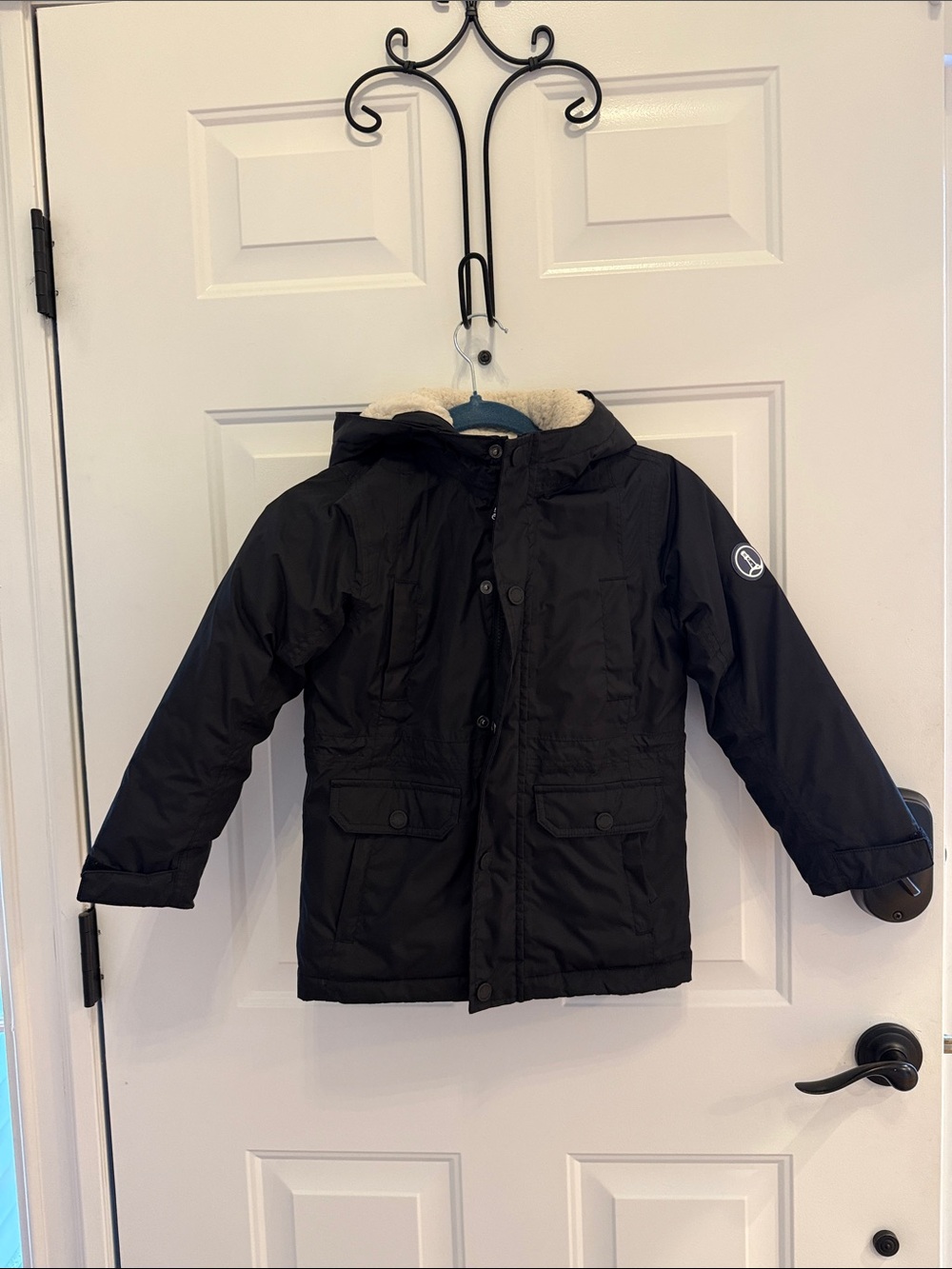 Lands' End Kids Black Hooded Puffer Jacket with Sherpa Lining Unisex